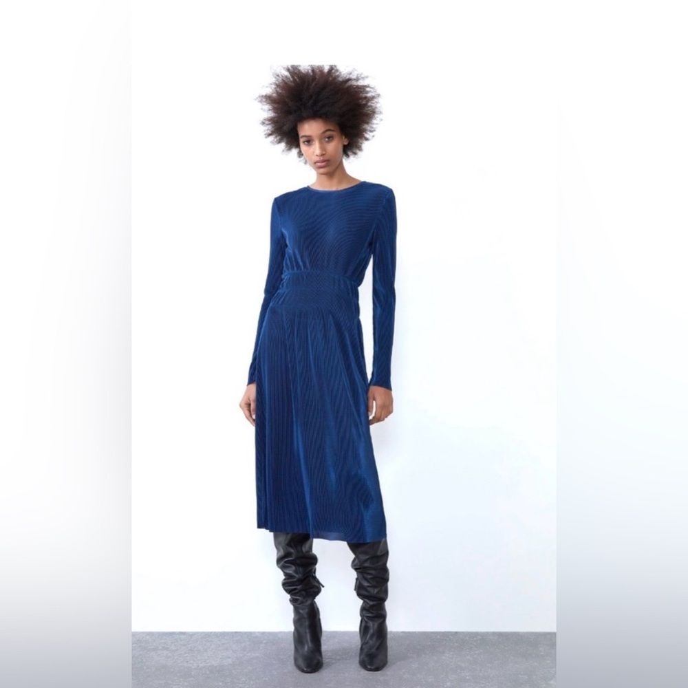 Zara gathered waist pleated navy sheer long sleeve midi dress, Size M